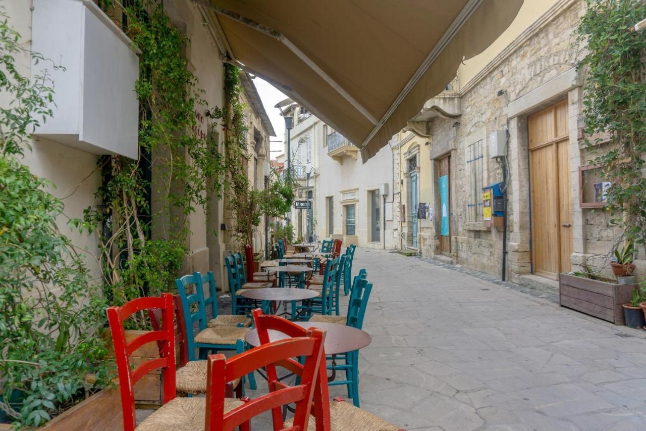 105 Kings Palace - Fabulous 2 Bed, 2 Bath, Large Patio With Garden - Sea Views Paphos 外观 照片