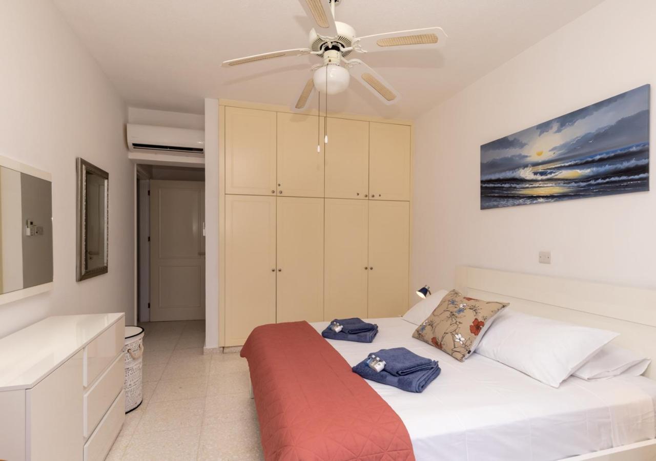 105 Kings Palace - Fabulous 2 Bed, 2 Bath, Large Patio With Garden - Sea Views Paphos 外观 照片