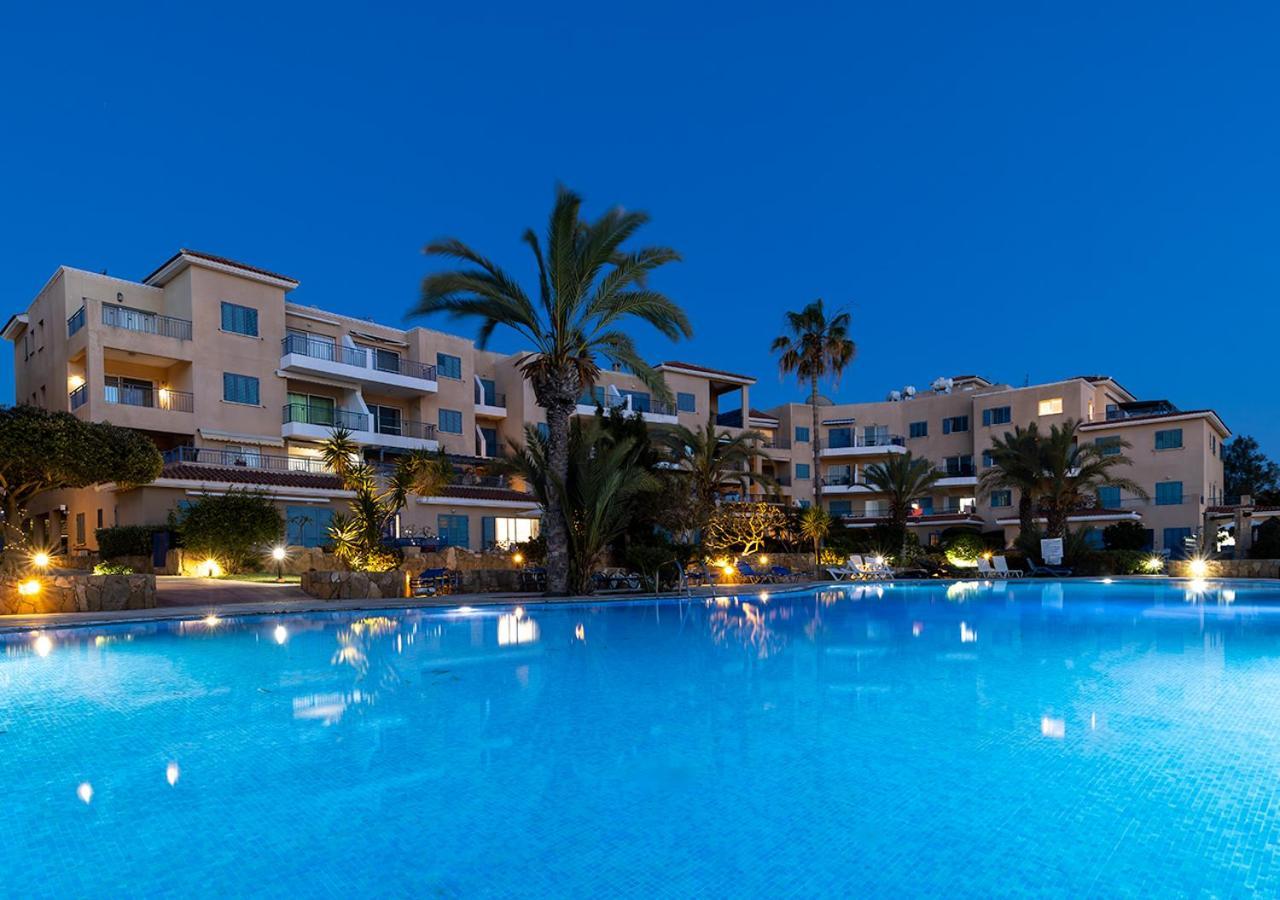 105 Kings Palace - Fabulous 2 Bed, 2 Bath, Large Patio With Garden - Sea Views Paphos 外观 照片