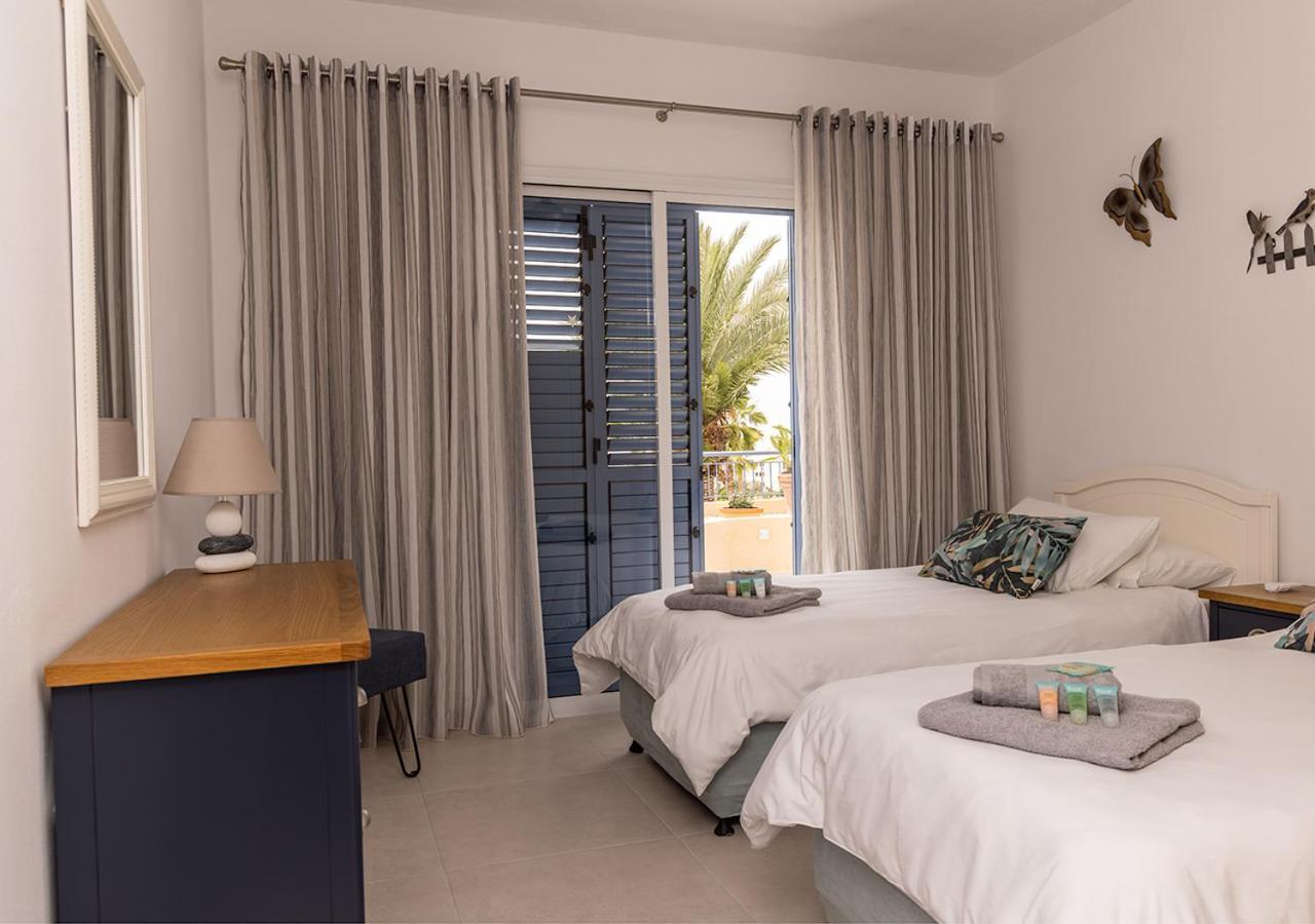 105 Kings Palace - Fabulous 2 Bed, 2 Bath, Large Patio With Garden - Sea Views Paphos 外观 照片