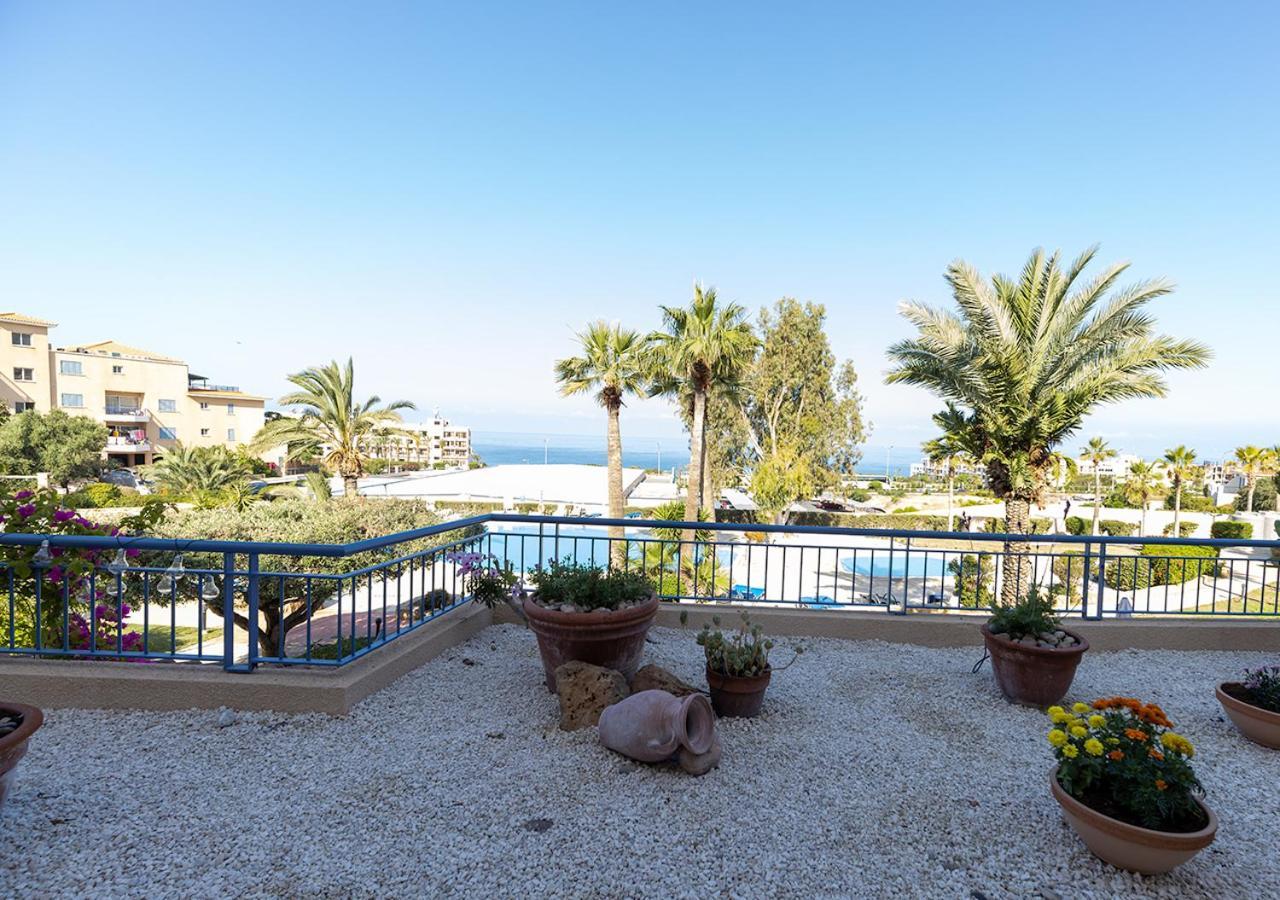 105 Kings Palace - Fabulous 2 Bed, 2 Bath, Large Patio With Garden - Sea Views Paphos 外观 照片