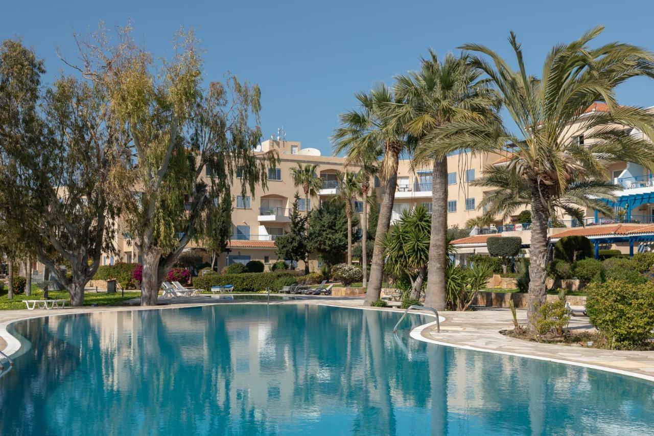 105 Kings Palace - Fabulous 2 Bed, 2 Bath, Large Patio With Garden - Sea Views Paphos 外观 照片