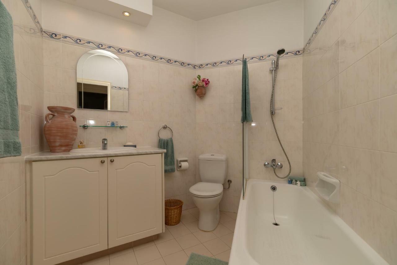 105 Kings Palace - Fabulous 2 Bed, 2 Bath, Large Patio With Garden - Sea Views Paphos 外观 照片