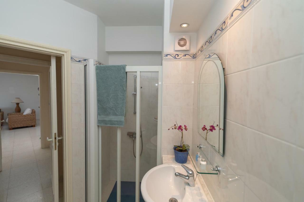 105 Kings Palace - Fabulous 2 Bed, 2 Bath, Large Patio With Garden - Sea Views Paphos 外观 照片